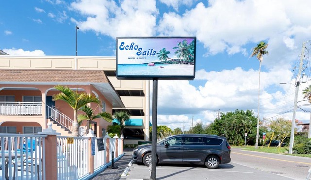 Echo Sails Motel