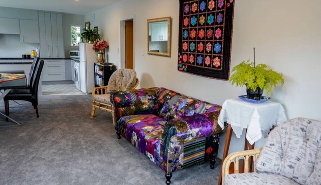 Eclectic Cottage Holiday FREE Wi-Fi
