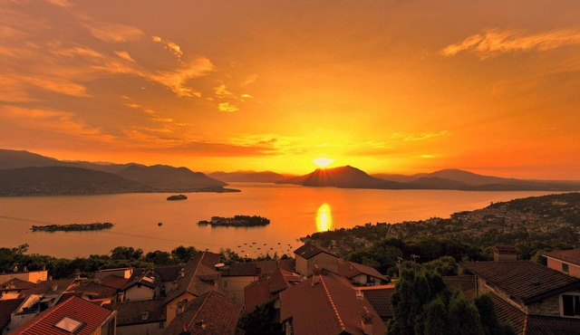 Eco-friendly design, modern comforts and a prime scenic location