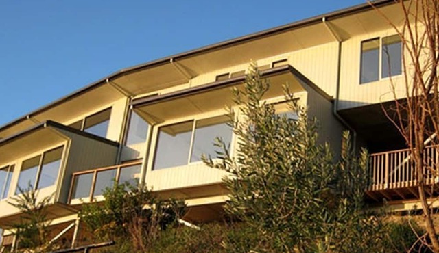Eco-Friendly Room in a Bed and Breakfast with Stunning Views in Nelson, New Zealand