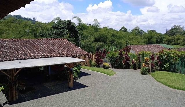 Eco-hotel Las Mercedes/6 Hab Wifipiscinacomfort