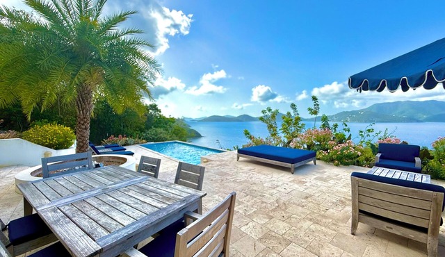 Eco-Luxury Paradise with Amazing Views & Pool