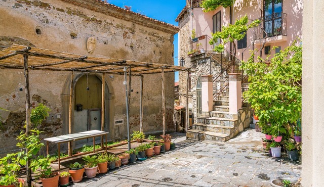 Ecolodge Selvitelle - Escape the Hectic and Submerge in the Nature of Cilento