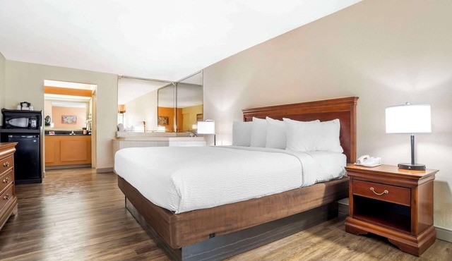 Econo Lodge Moss Point - Pascagoula