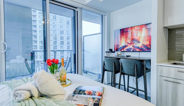 Econo Suites DT