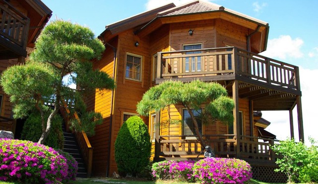 Ecran Pension