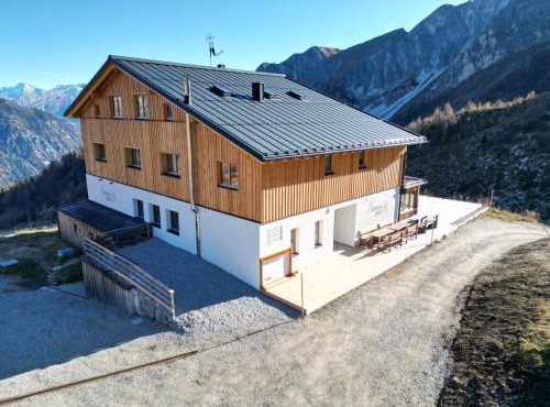 Edelweisshütte Ladurns