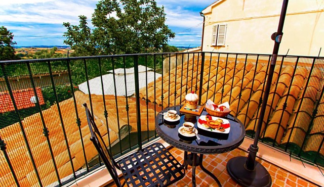 Eden Lilli B&B