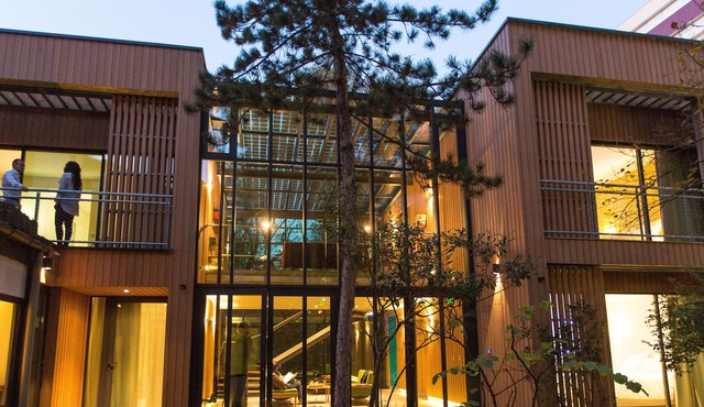 Eden Lodge Paris