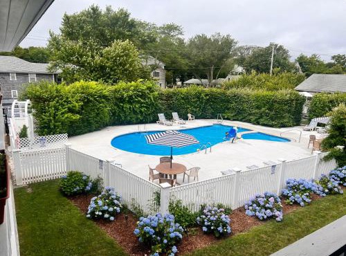 Edgartown Commons
