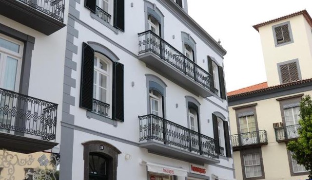Edificio Charles 301
