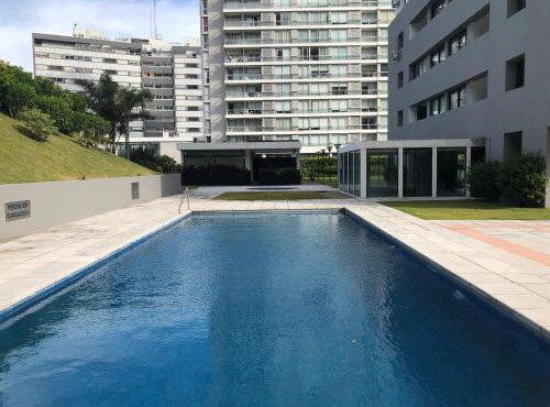 Edificio Jardines del Country Piso 19
