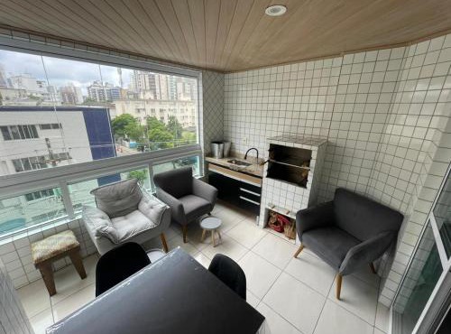 Edificio Royale Pe na Areia, Churrasqueira e Ar Condicionado