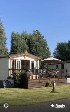 Ednas Lodge
