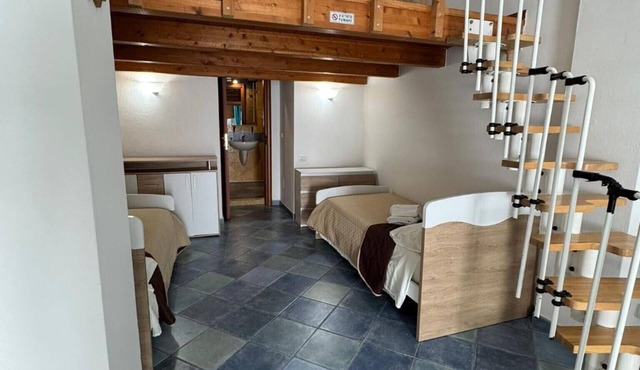 Edo's Loft, Studio Apartment with Mezzanine