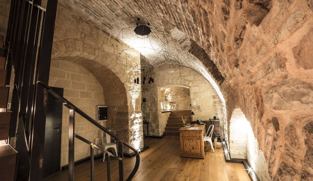 Edward Rooms & Wellness