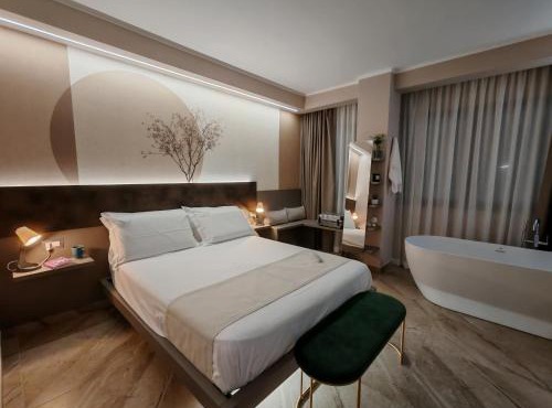 EFFE4 Lovely Room