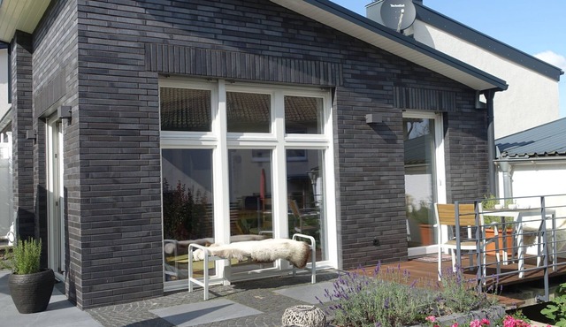 EifeLeben mit wunderschönem Garten by Interhome