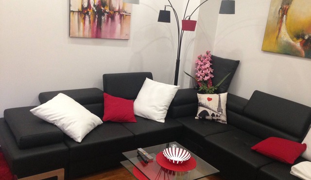 EIFFEL TOWER - Passy - DISCREET and LUXURY 35m2