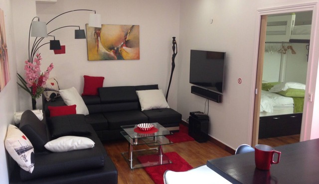 EIFFEL TOWER - Passy - DISCREET and LUXURY 35m2