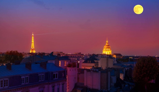 Eiffel Tower view + terrace Saint Germain des Pres
