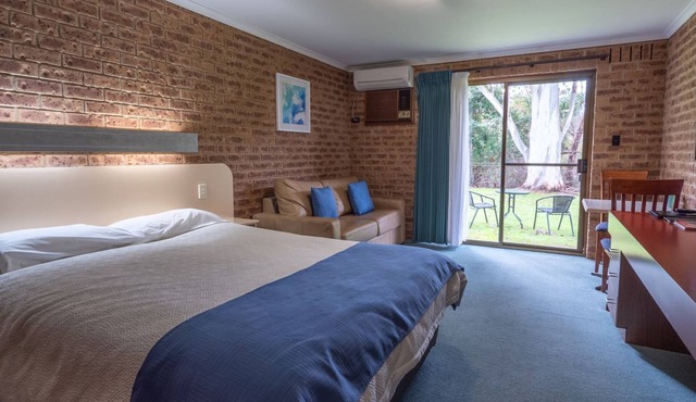 Eildon Parkview Motor Inn. Room 9