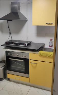 Einzelne Zimmer mit Gemeinschaft Dusche