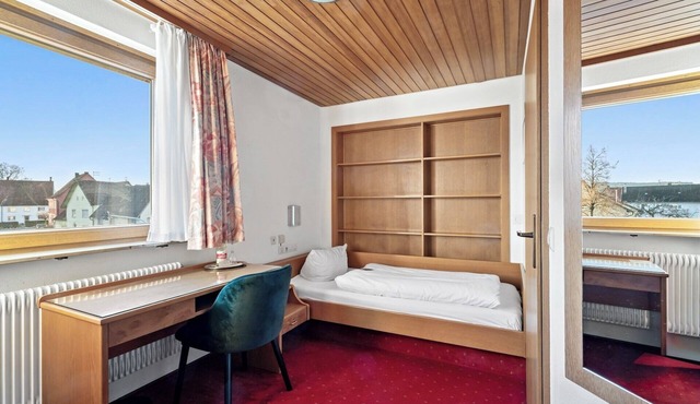Einzelzimmer Standard mit Frühstück, Dusche und WC