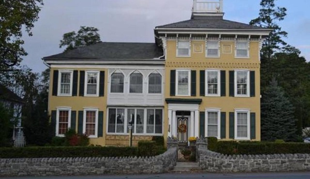 EJ Bowman House Bed & Breakfast