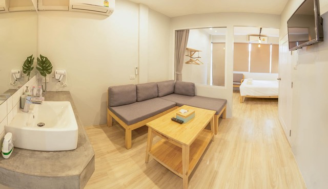 Ekanake Hostel