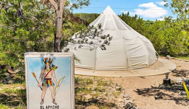 El Apache | Stargazer Tent + AC, Fire Pit & Pool