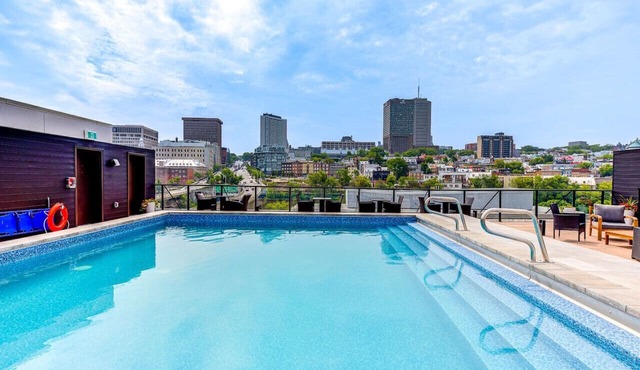 El Chico - Rooftop Pool