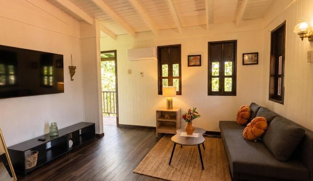 El Oasis Hotel