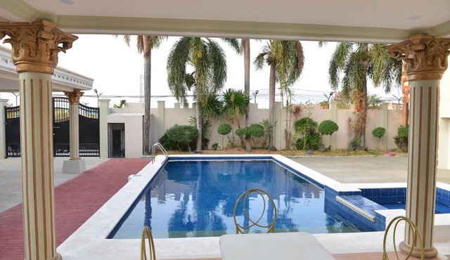 El Palacio Hotel