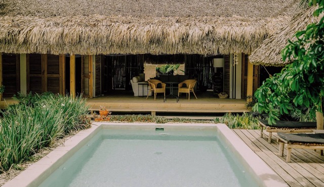 ¨El Refugio¨3 bedroom bungalow with pool & A/C near Macao beach