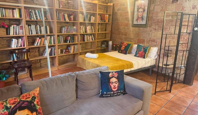 EL RINCON DE FRIDA JUNTO A PORTALES