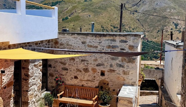 ELAFONISI PETRA HOUSE - Traditional Stone House near Elafonisi Beach 2BD, 2BTH