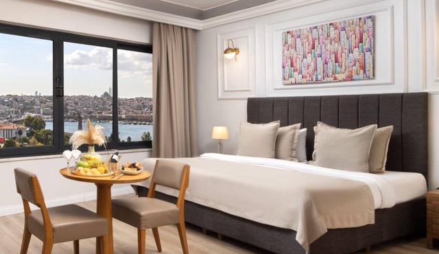 Elan Hotel