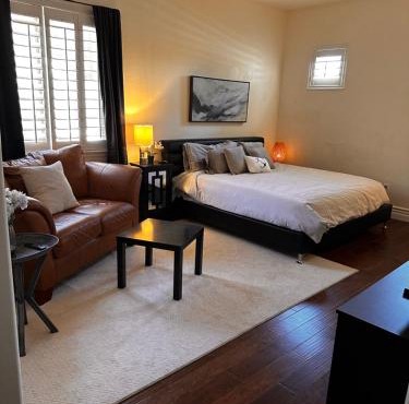 Elegance Meets Comfort