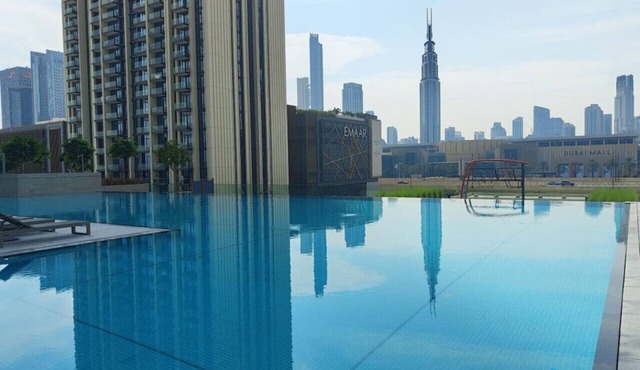 Elegant 1 BR Downtown with Burj View next to Dubai Mall in Downtown Views ll