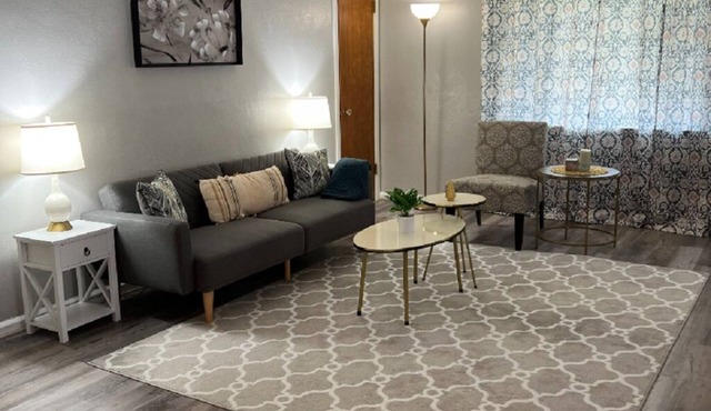 Elegant 1Bed/1Bath Pets OK, Close to ProMedica, UT