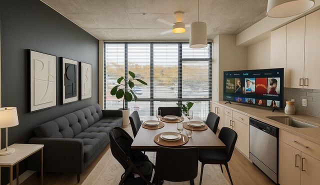 Elegant 2BR High-Rise Stay |Downtown Birmingham 10