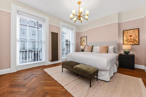 Elegant 5-Bed Georgian Townhouse, Central London