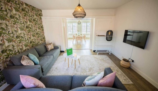 Elegant 75m² Two-Bedroom Apartment (SD-23-G)