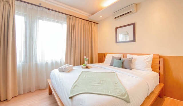Elegant and Spacious 3BR at Grand Setiabudi Apartment