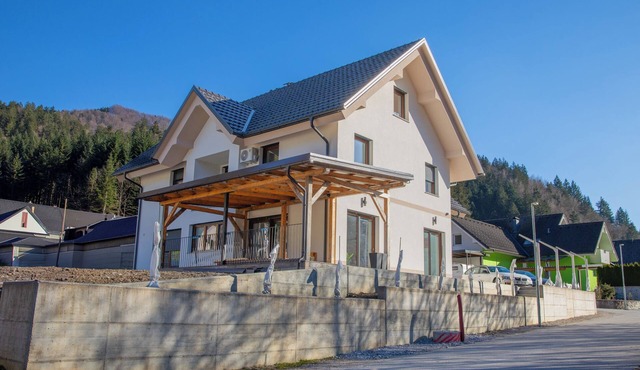 Elegant Apartment Hrastnica 1, Škofja Loka, Slovenia