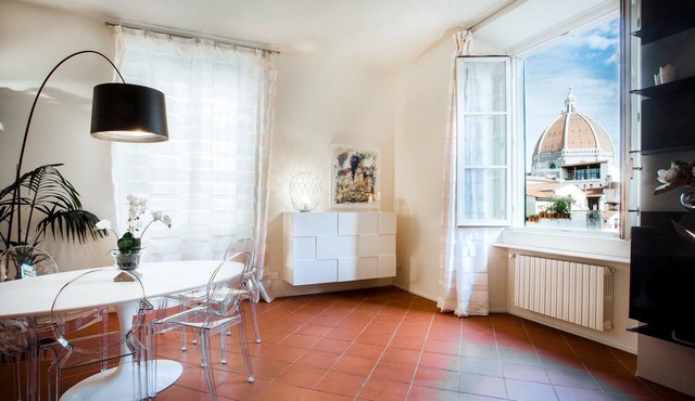 Elegant Apartment with Duomo View Residenza Covoni