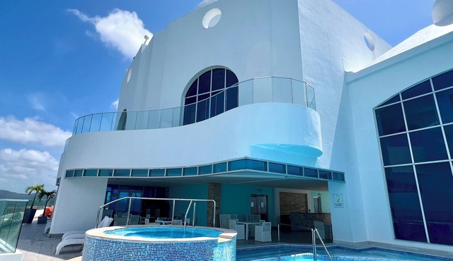 Elegant brand new apartment between rain forest and beach in Casa Bonita