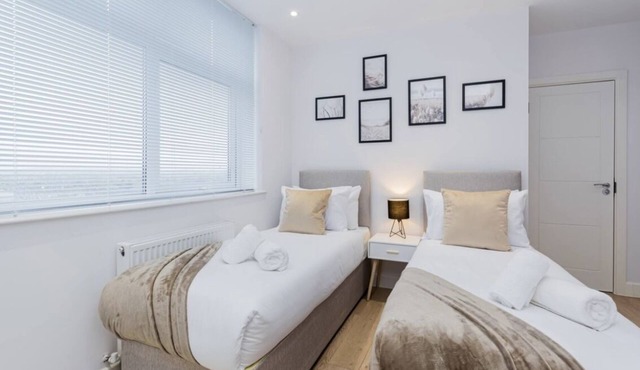 Elegant Central★Private Parking★Leisure★Contractor