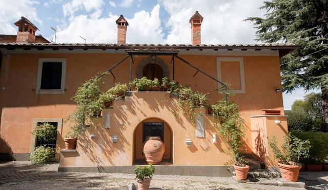 Elegant & Charming Family Country House near Rome